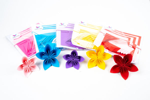 Origami Kusudama Flower KIT – Makes 12 Kusudama Japanese Flowers – DIY Flower Kit Available in Pink, Blue, Purple, Yellow, Red