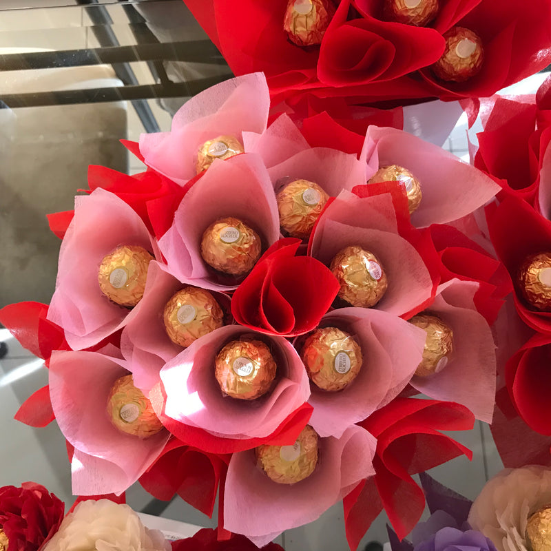 Chocolate Bouquet in a Box  - Ferrero Rocher Chocolates – Valentine&