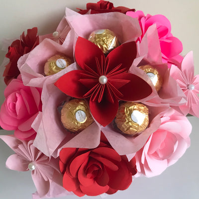 STAR Paper Flower Chocolate Bouquet Box - Red and Pink - Ferrero Rocher Chocolates – Valentine's Day -